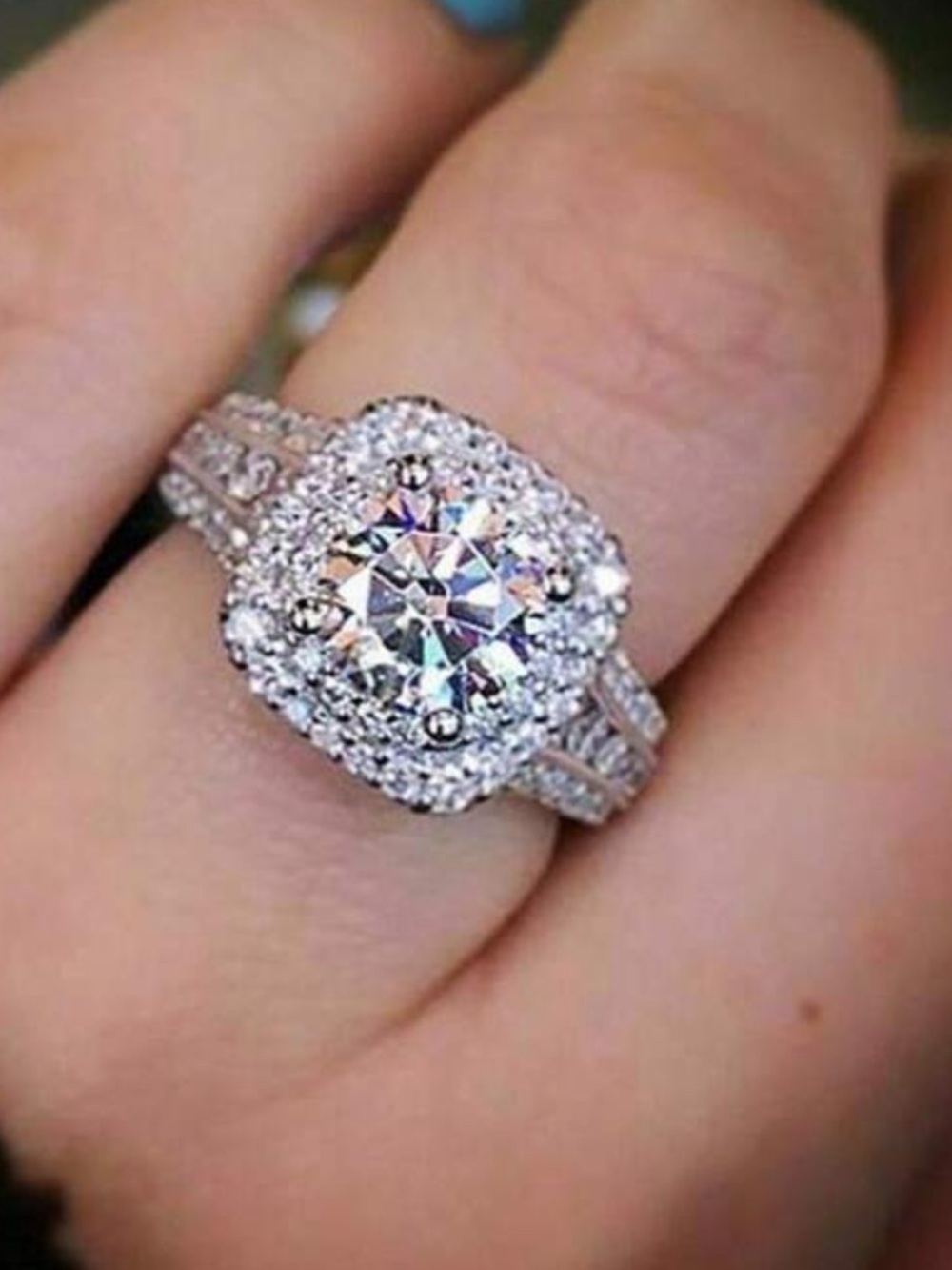 Silver ring - Picture 2 of 3
